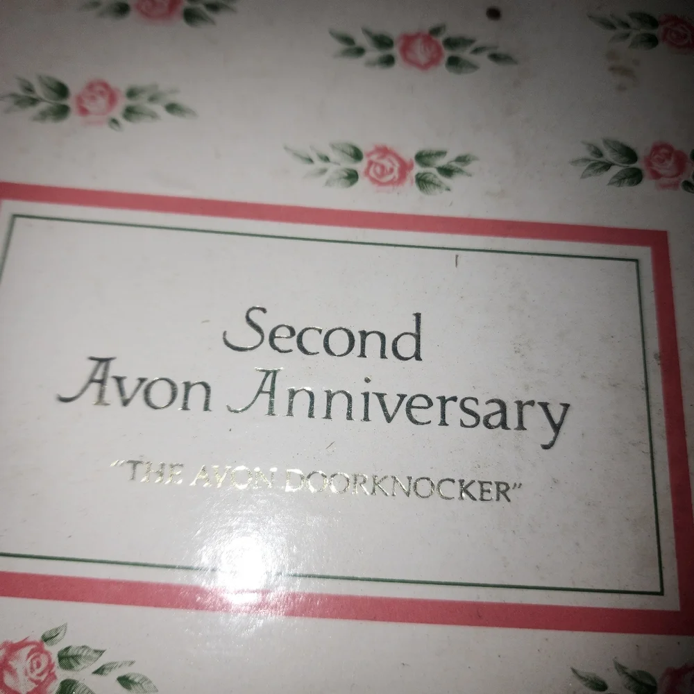VINTAGE AVON EUC SECOND   ANNIVERSARY PLATE THE  DOORKNOCKERS COLLECTORS EDI…